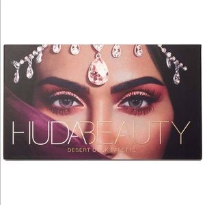 Huda Beauty Desert Dusk Eyeshadow Palette